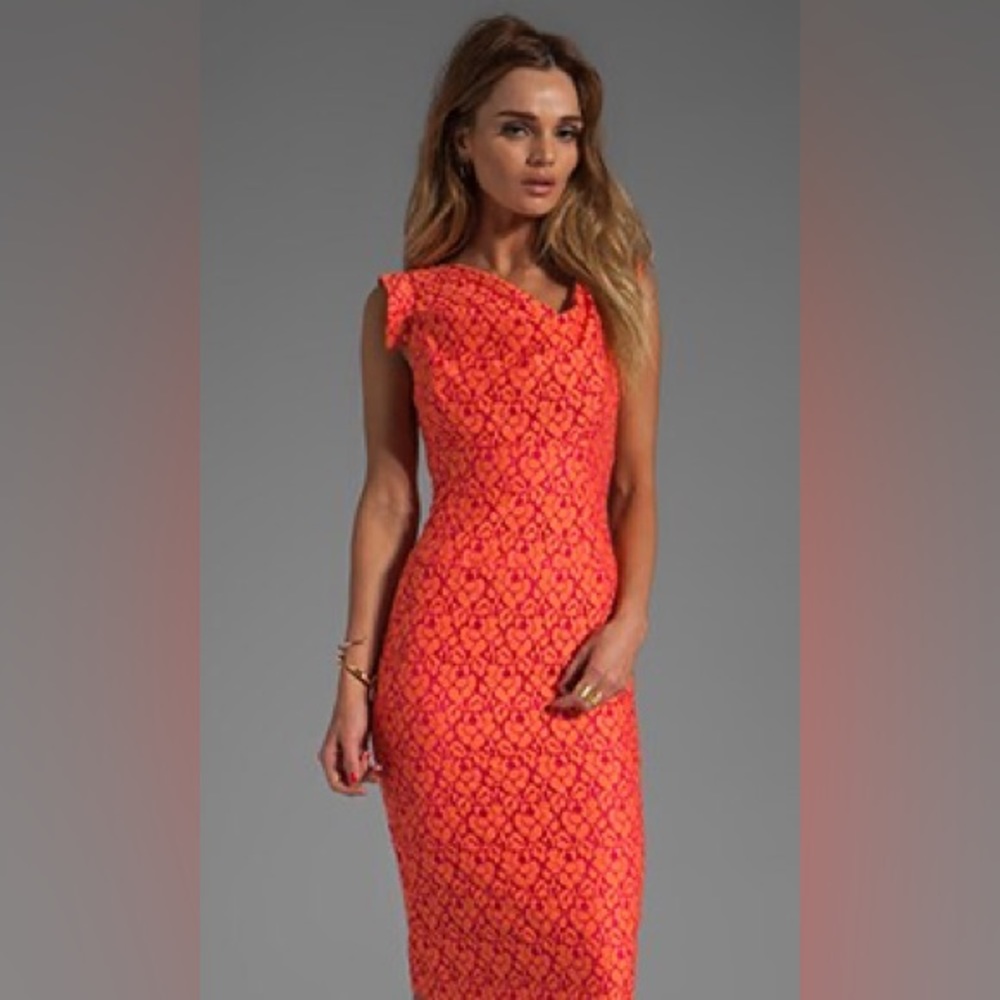 Black Halo Jackie-O Cotton Raschel Lace Dress in Passion Fruit Lace size 12